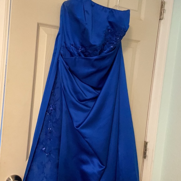 David’s Bridal, blue strapless dress, sz 18 - Picture 2 of 4